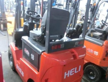 1.5-3噸柴油、電動叉車出租、租賃