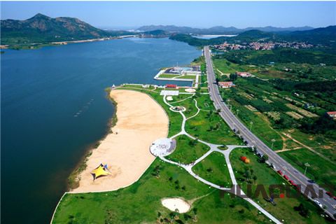 『隨華全，觀天下』 ——走進棲霞