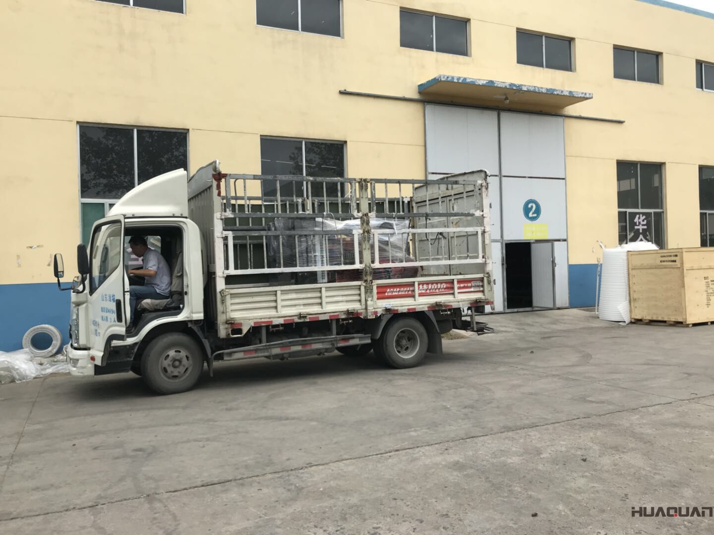 一臺HQ150GF標配型柴油發(fā)電機組在7月16號已發(fā)往山東