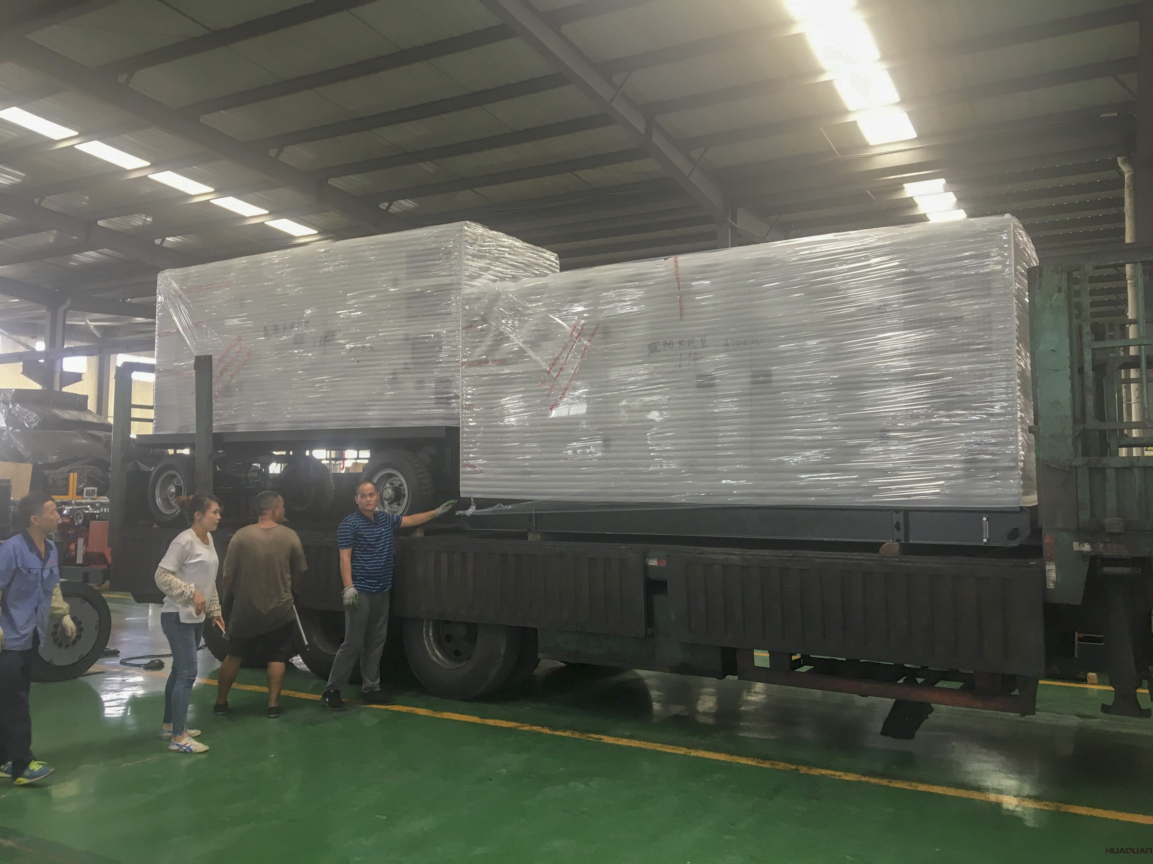 8月17日，一臺300kw標(biāo)配柴油發(fā)電機(jī)組從華全動力發(fā)往湖北