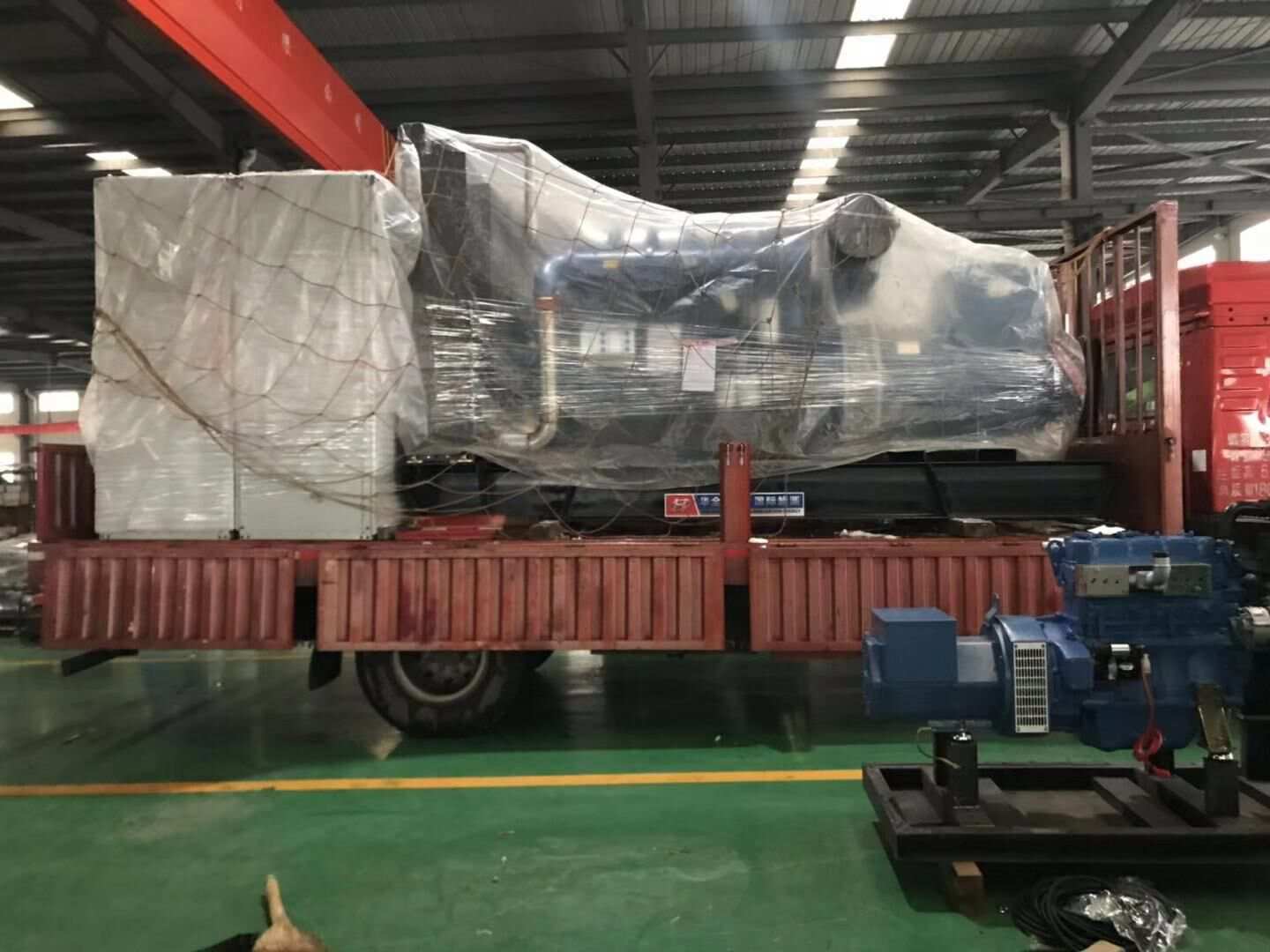 任先生從華全動力采購的800kw自動化柴油發(fā)電機組于12月11日成功發(fā)往山東省