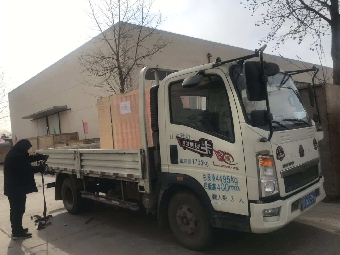 1月8日，薛先生從華全動力采購的50kw移動拖車柴油發電機組現已成功發往福建省