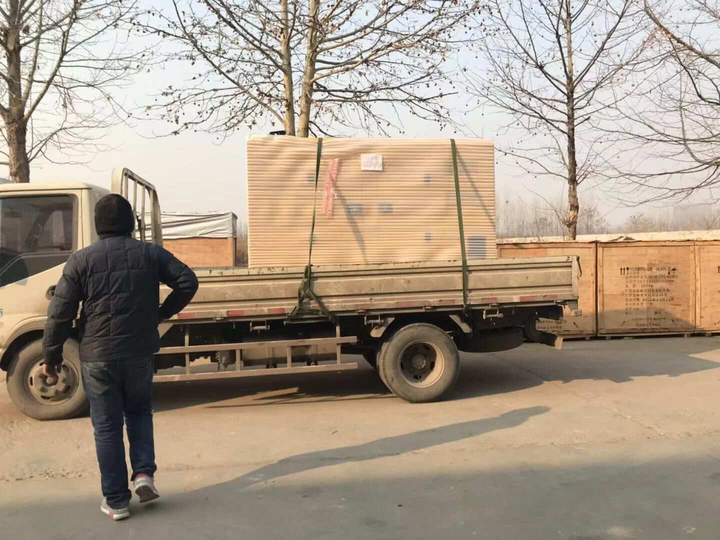 1月16日，北京馬先生從華全動力采購的24kw靜音型柴油發(fā)電機組已順利發(fā)往目的地